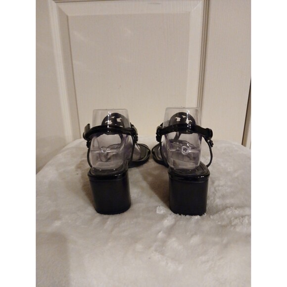 Tory Burch Miller black patent leather T-strap chunky 2.5  Tory Burch Miller black patent leather T-strap chunky 2.5\